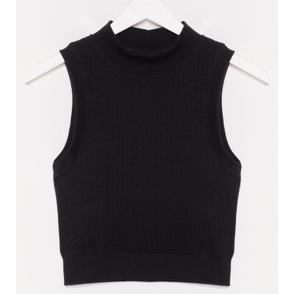 (NWT) black high neck crop top